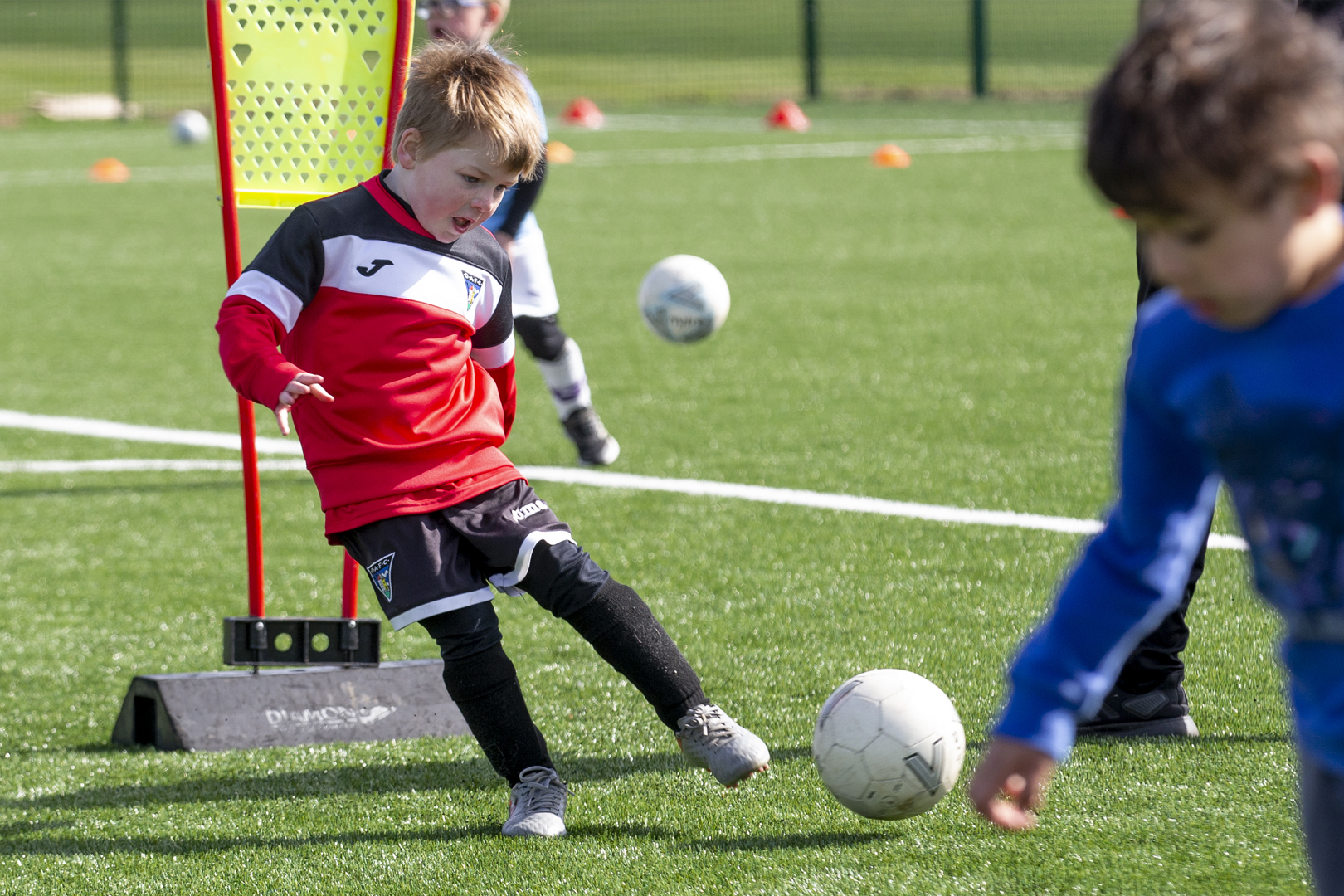Mini Kickers
